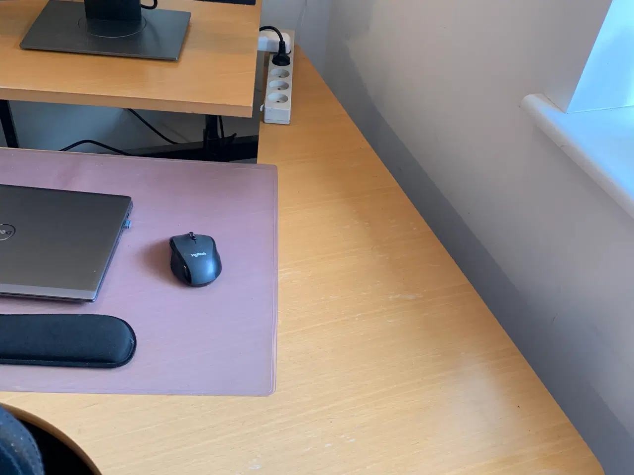 Billede 10 - Hæve/sænkebord med mange muligheder