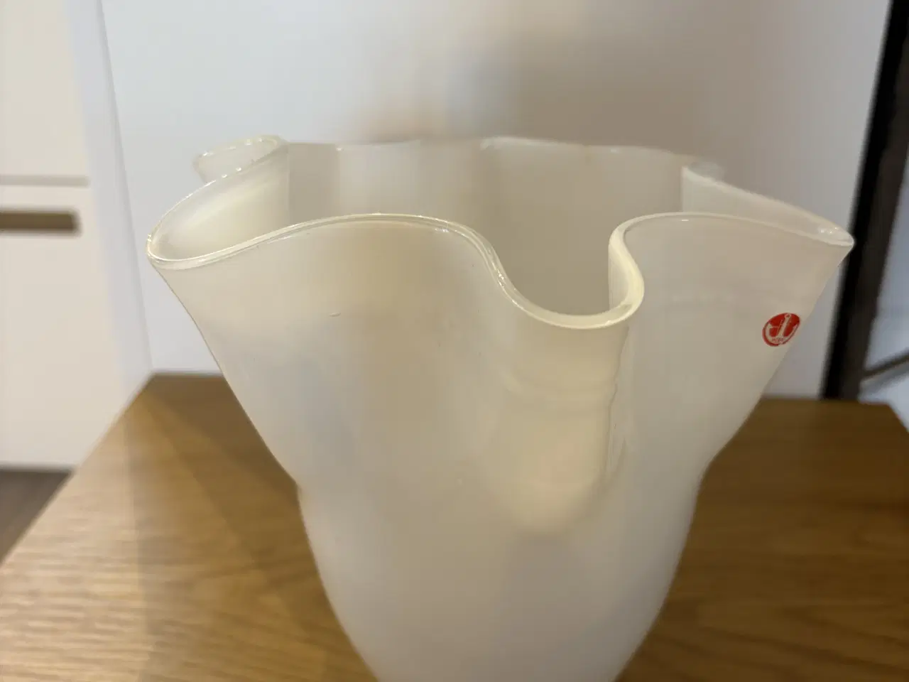 Billede 1 - Glasvase hvid 18cm