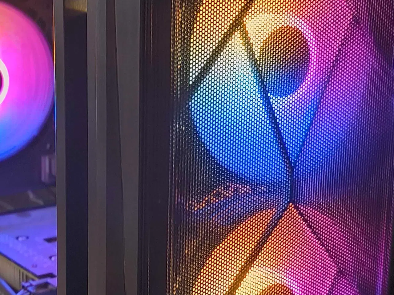 Billede 2 - Rigtig fin og kraftig RTX 4060 gamer