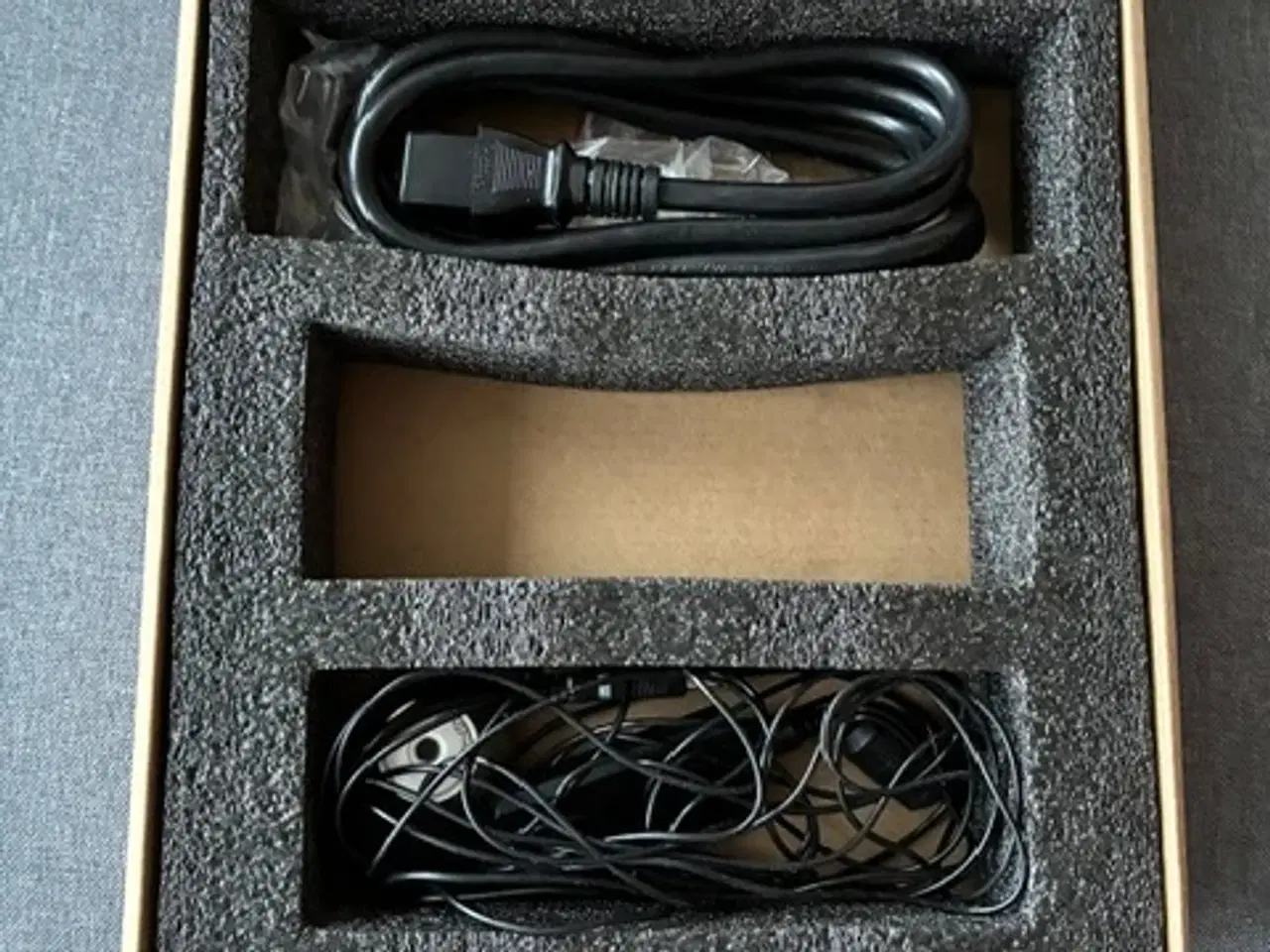 Billede 6 - NAD M10 V1 – 100 W integreret forstærker med BluOS