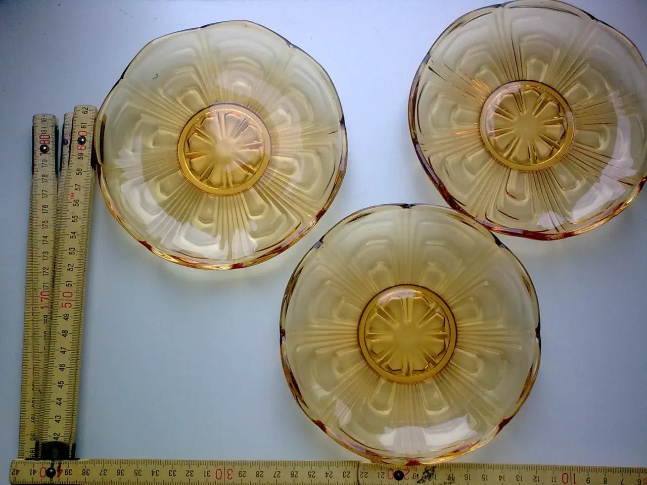 Billede 16 - Gul glas skål retro SOLO salg & rav tone