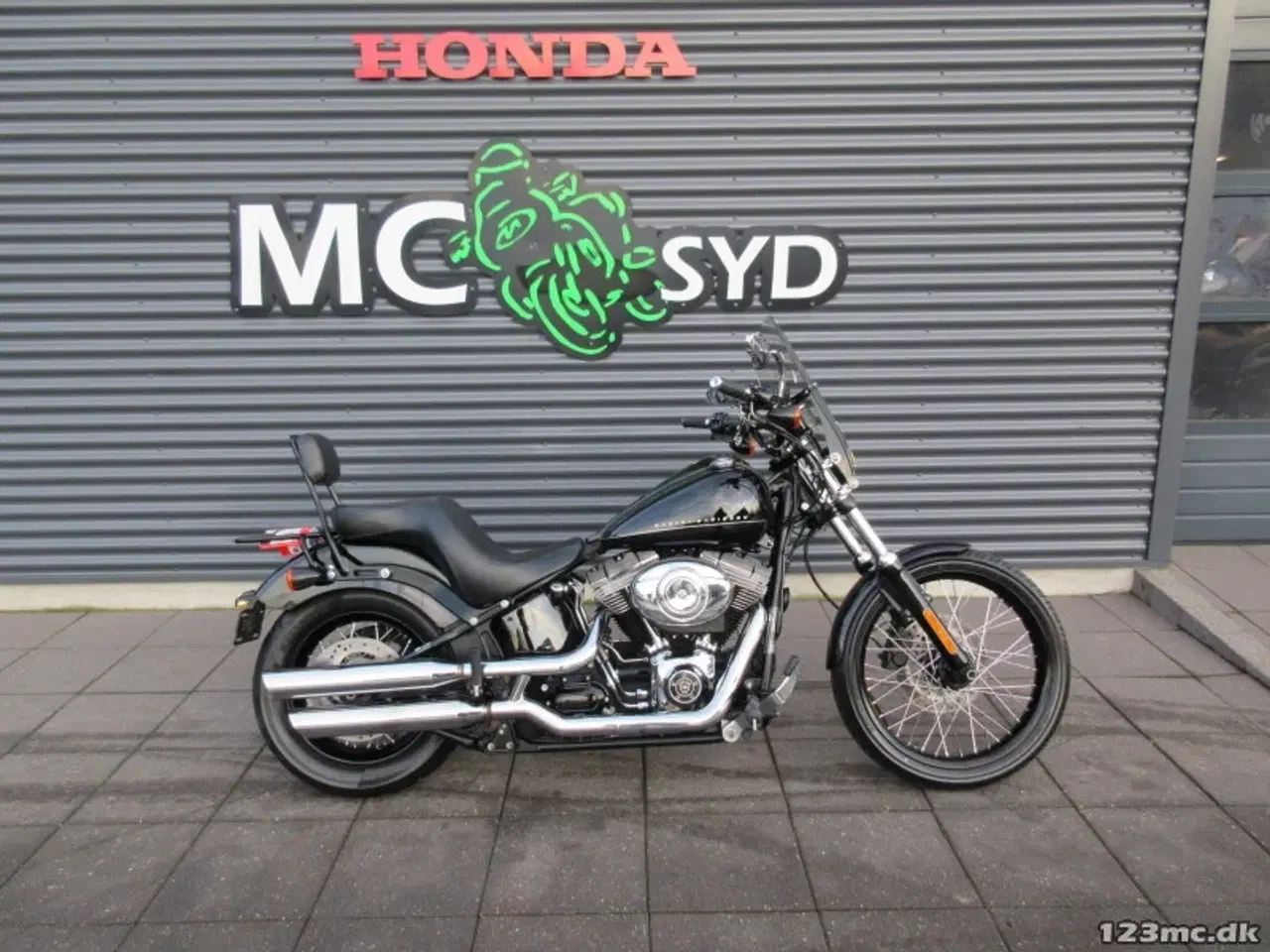 Billede 1 - Harley-Davidson FXS Blackline Mc-Syd Bytter gerne