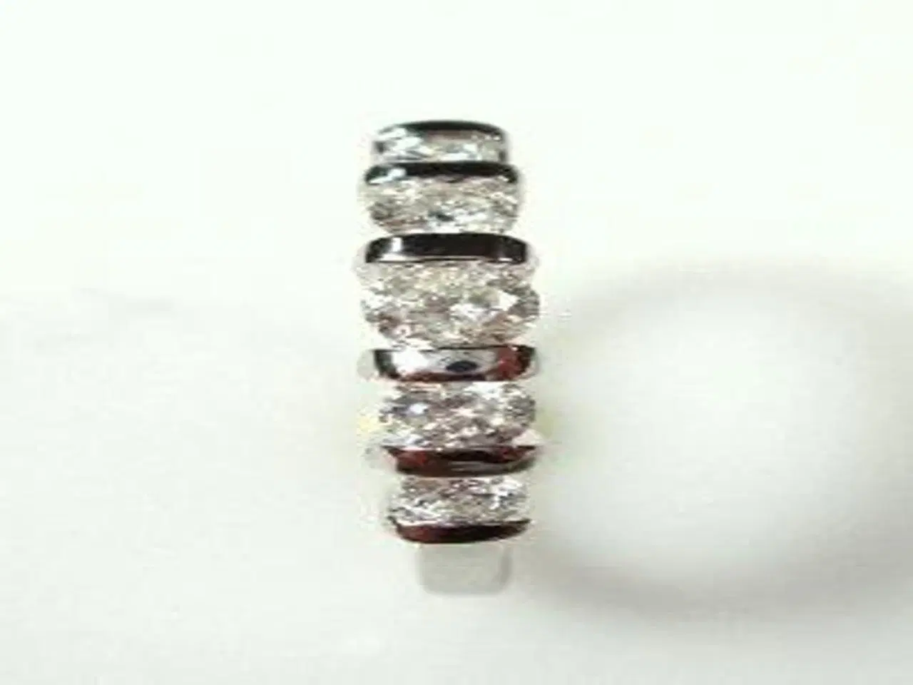 Billede 1 - 14 kt. Hvidguld med Brillianter