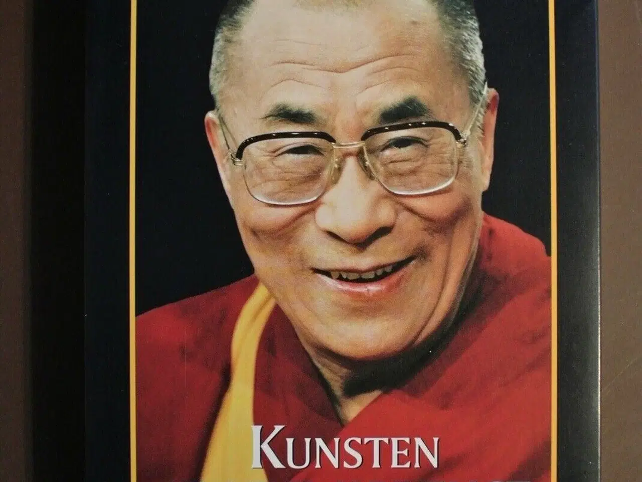 Billede 1 - kunsten at leve lykkeligt, af dalai lama, emne: an