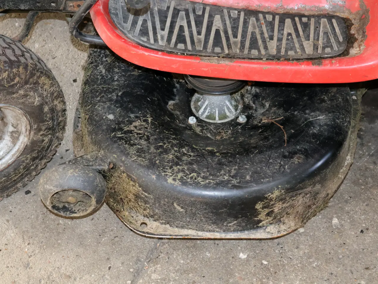 Billede 5 -  Jonsered LT2218A havetraktor