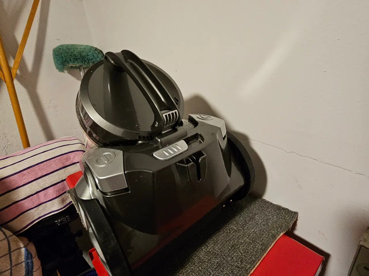 Billede 1 - Poseløs støvsuger
