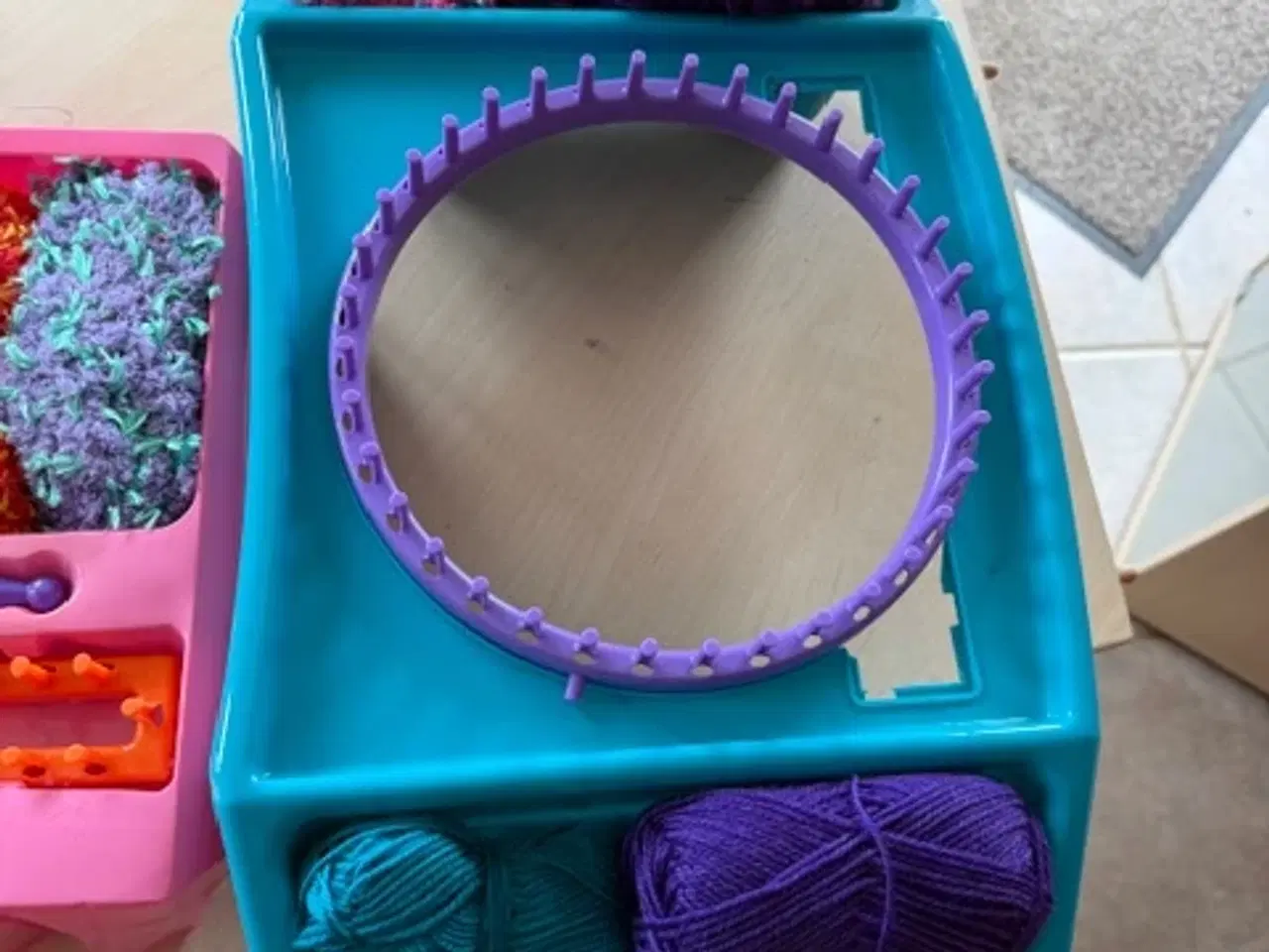 Billede 5 - Strikkemaskine til børn