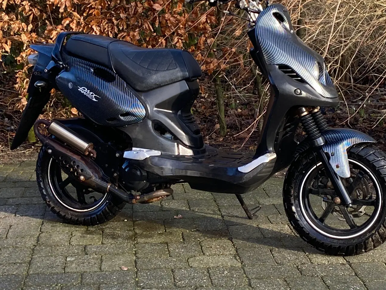 Billede 2 - PGO PMX NAKED med Carbon skjolde