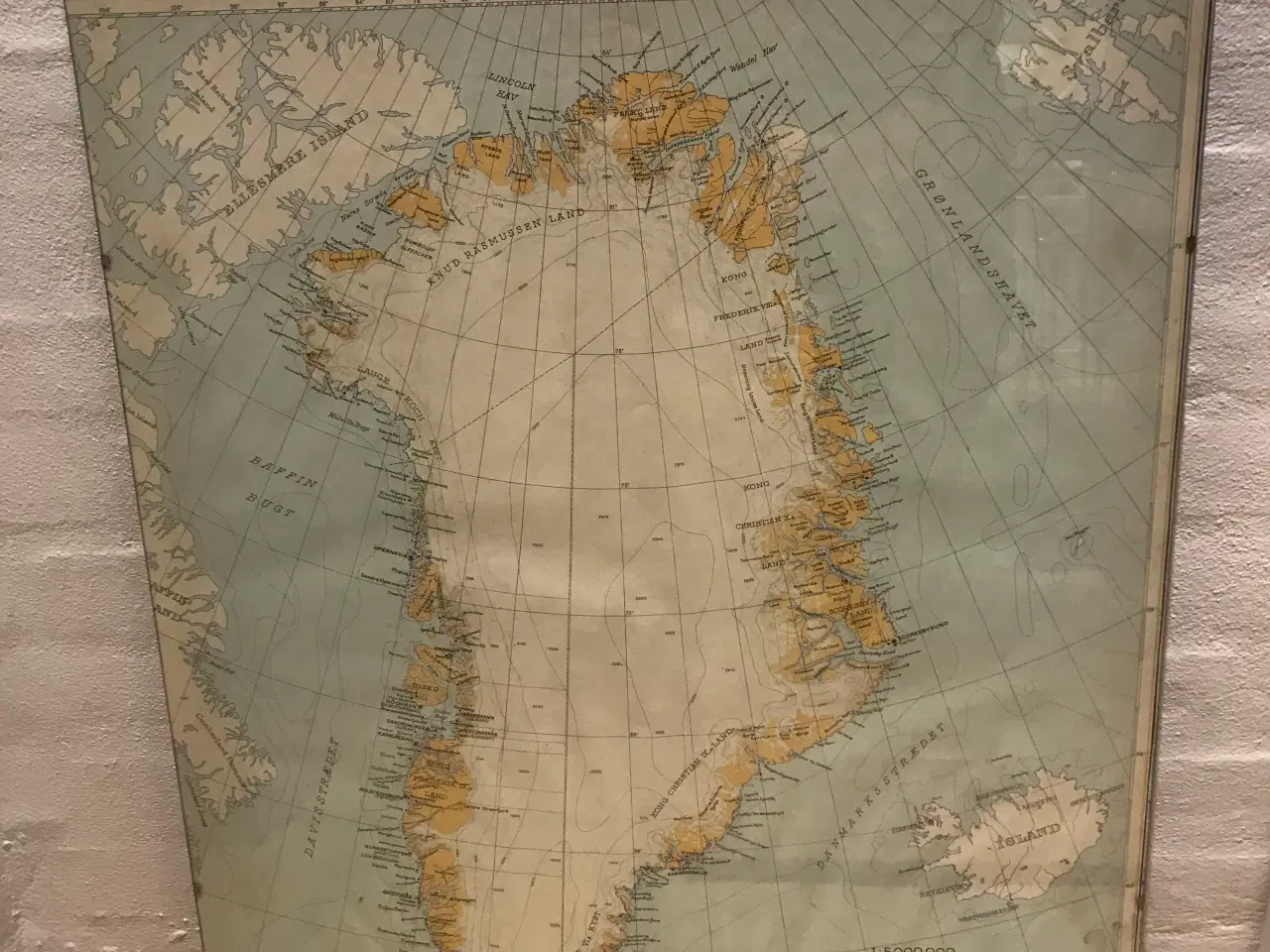 Billede 1 - Grønlandskort i skifteramme