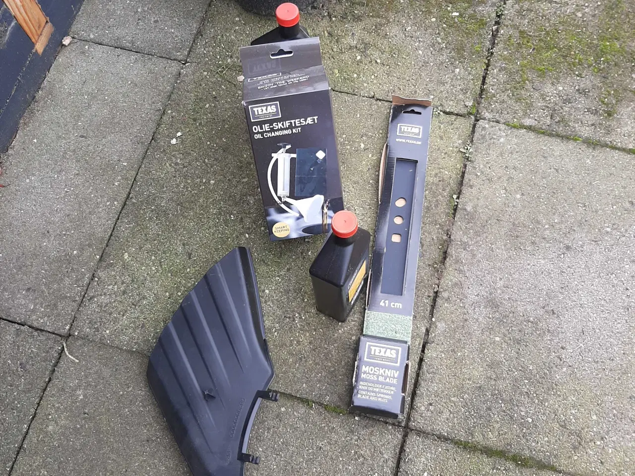 Billede 5 - Plæneklipper med tilbehør 