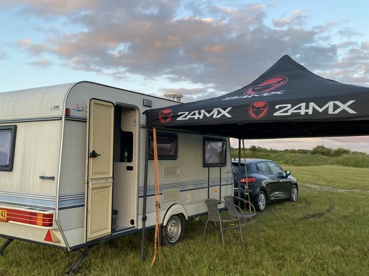 Billede 3 - Motocross campingvogn