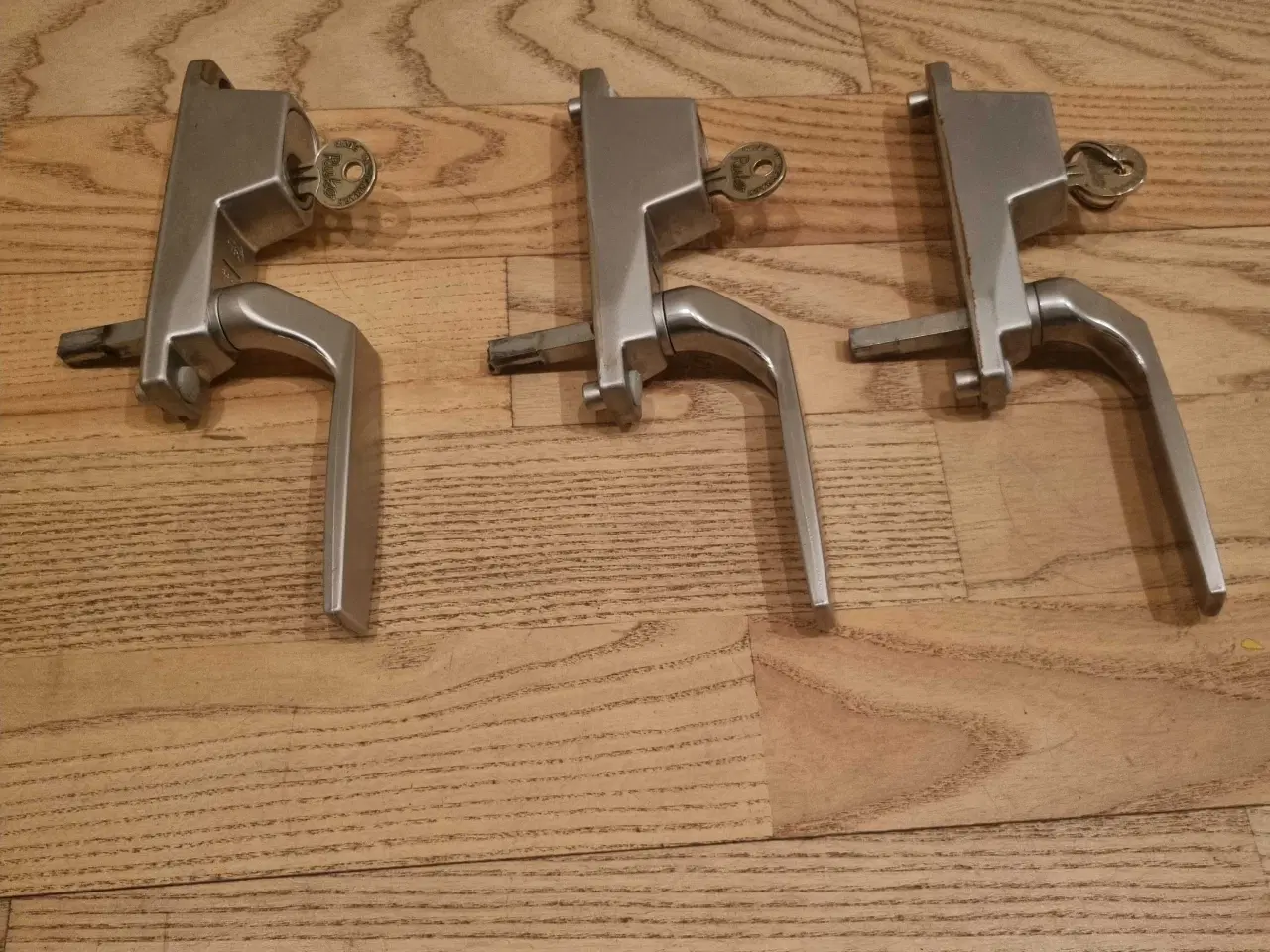 Billede 2 - Dørhåndtag med lås