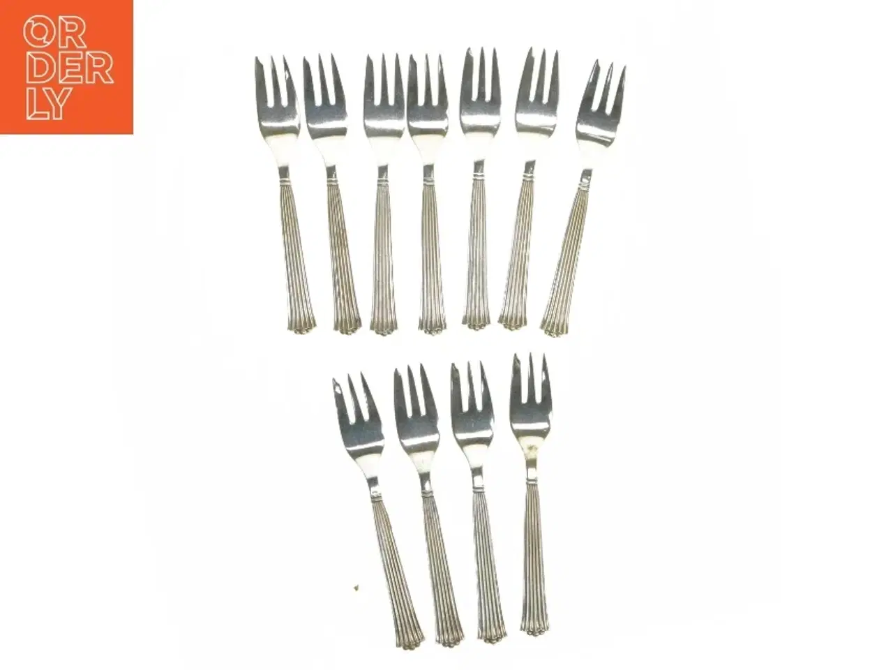 Billede 2 - Diplomat sølvplet Sæt med gafler og skeer (11 stk kagegafler. 14 cm. 13 teskeer. 11,5 cm)