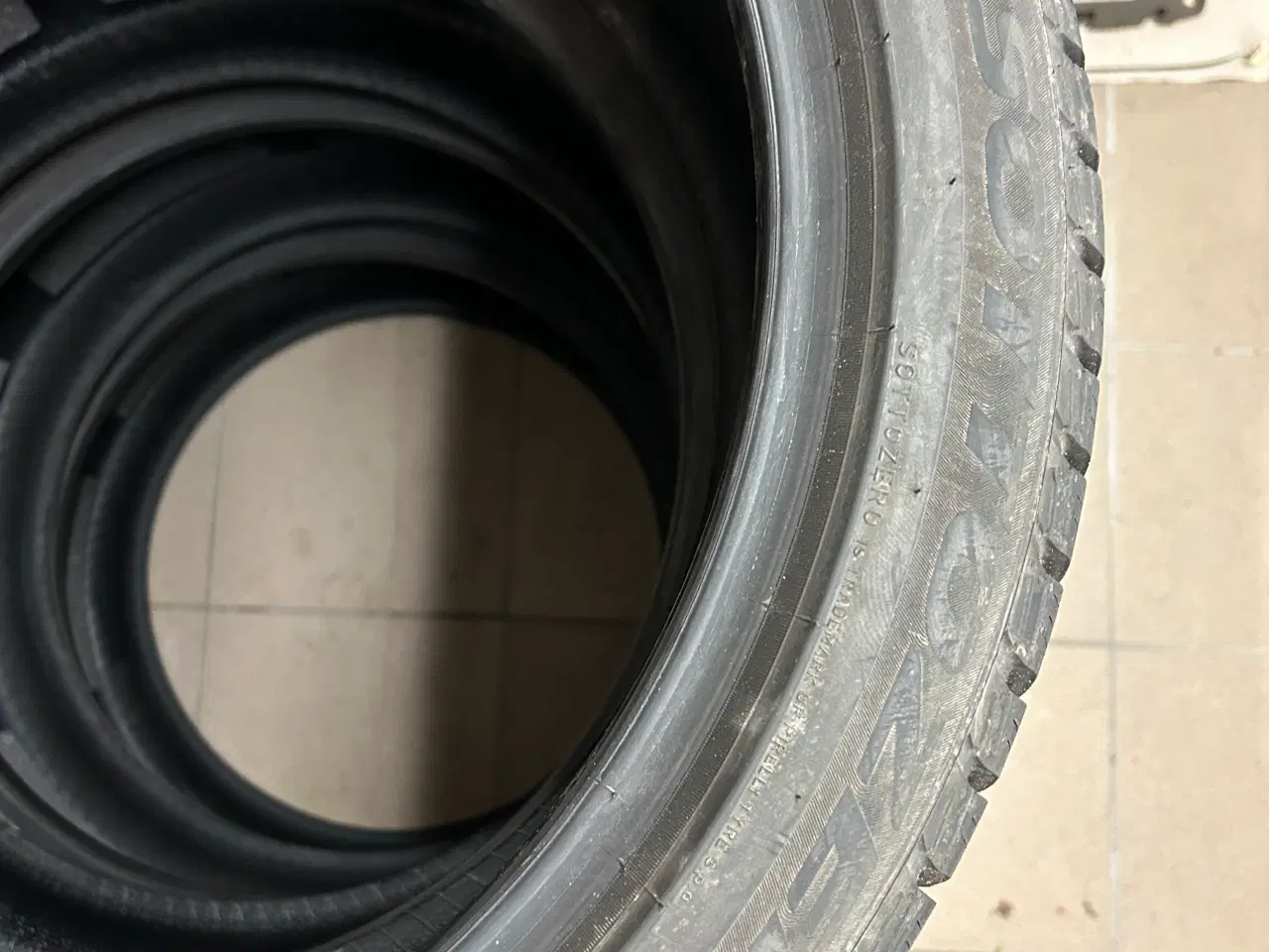 Billede 4 - Næsten nye Pirelli Sottozero 3 Winter 255/40R20