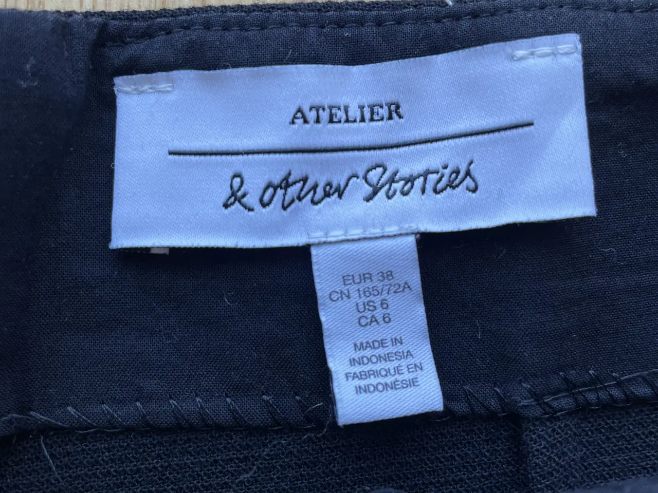 Billede 3 - &other stories nederdel