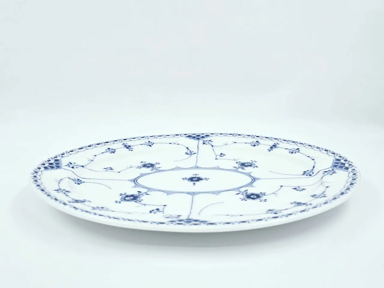 Billede 10 - Musselmalet Halvblonde ovalt fad Porcelæn 