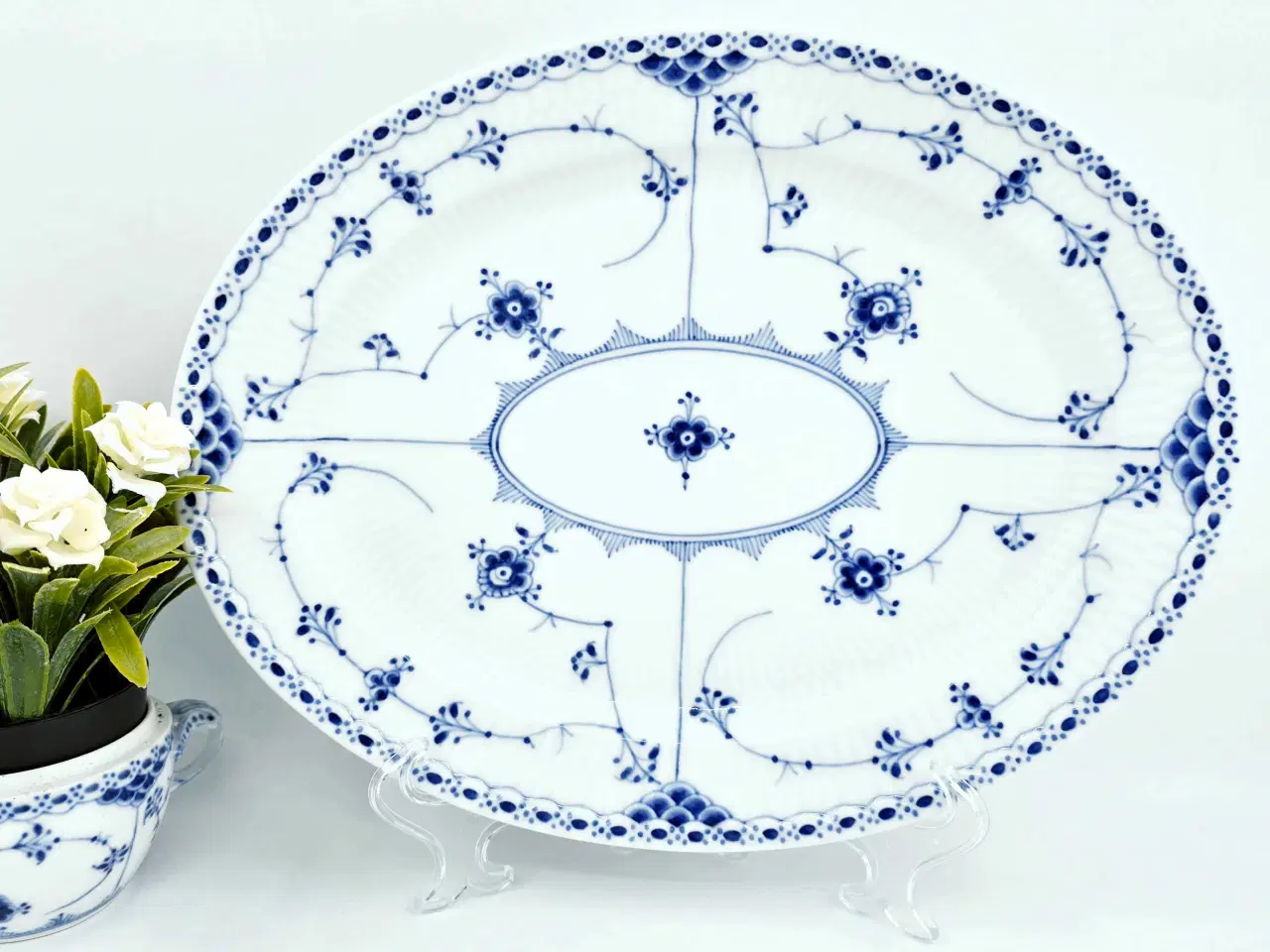 Billede 1 - Musselmalet Halvblonde ovalt fad Porcelæn 