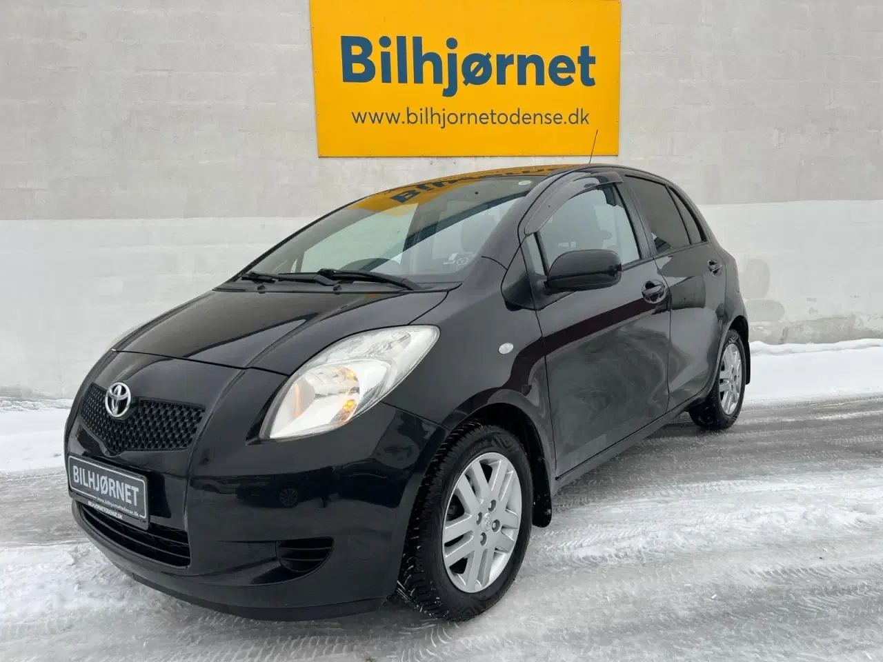 Billede 1 - Toyota Yaris 1,3 Luna