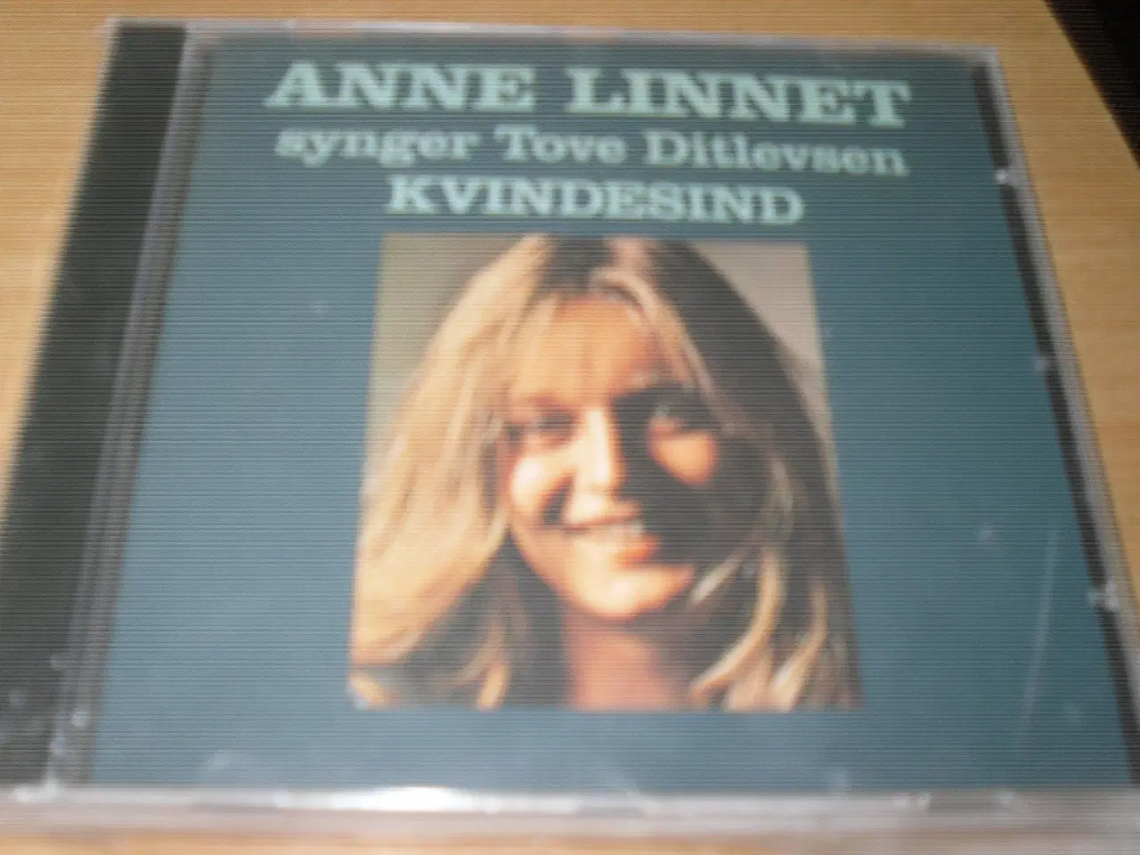 Billede 1 - ANNE LINNET synger Tove Ditlevsen