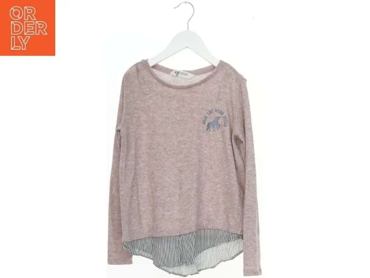 Billede 1 - Langærmet bluse med stribet underdel fra H&M (str. 134)