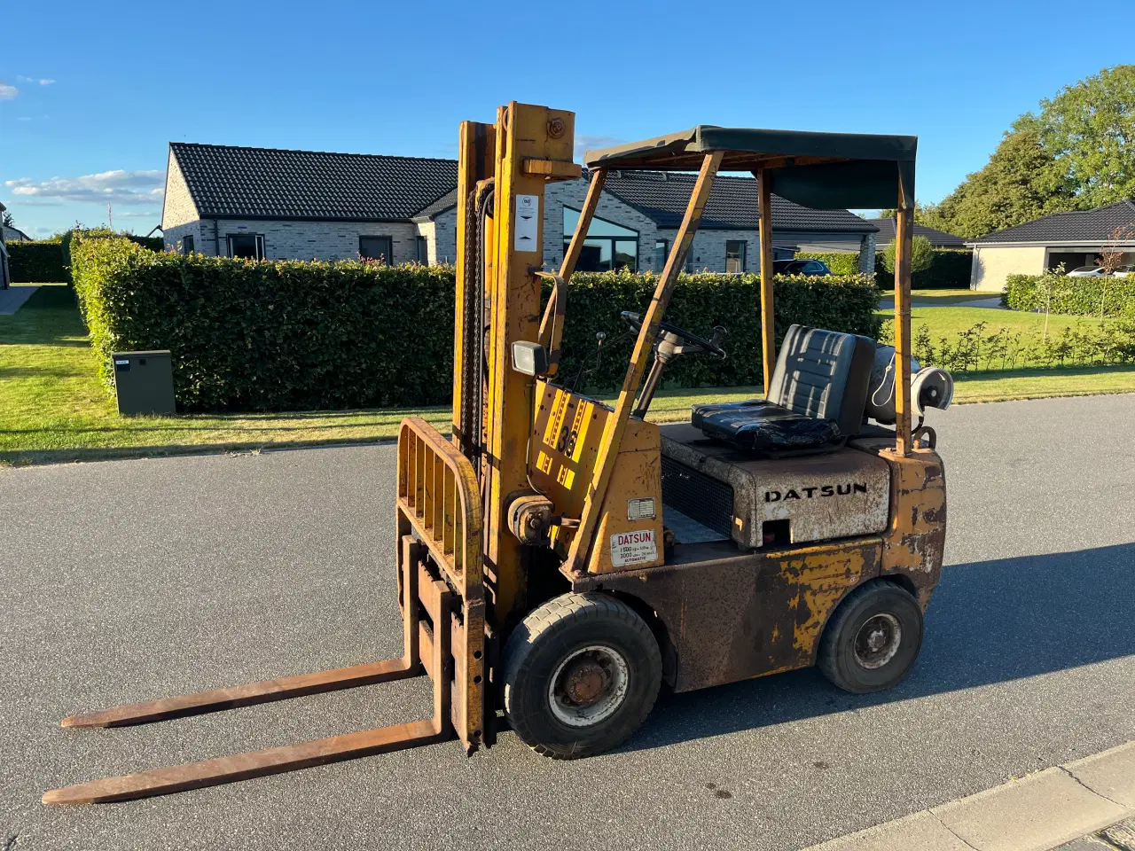 Billede 3 - Datsun 1500kg gastruck m.sideskift og friløft.
