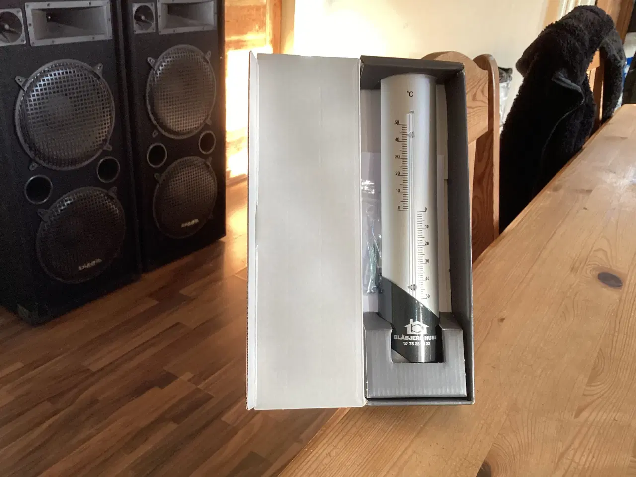 Billede 4 - Ryg Bælte, Fodbold Benskinner, Nakkepude,Termomete