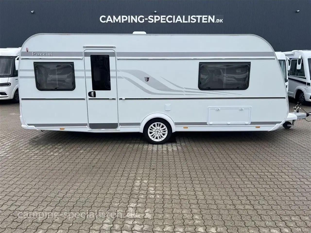 Billede 1 - 2022 - Tabbert Puccini 550 E 2,5   2022 Tabbert Puccini 550 E 2,5 - Se den nu hos Camping-Specialisten.dk i Silkeborg