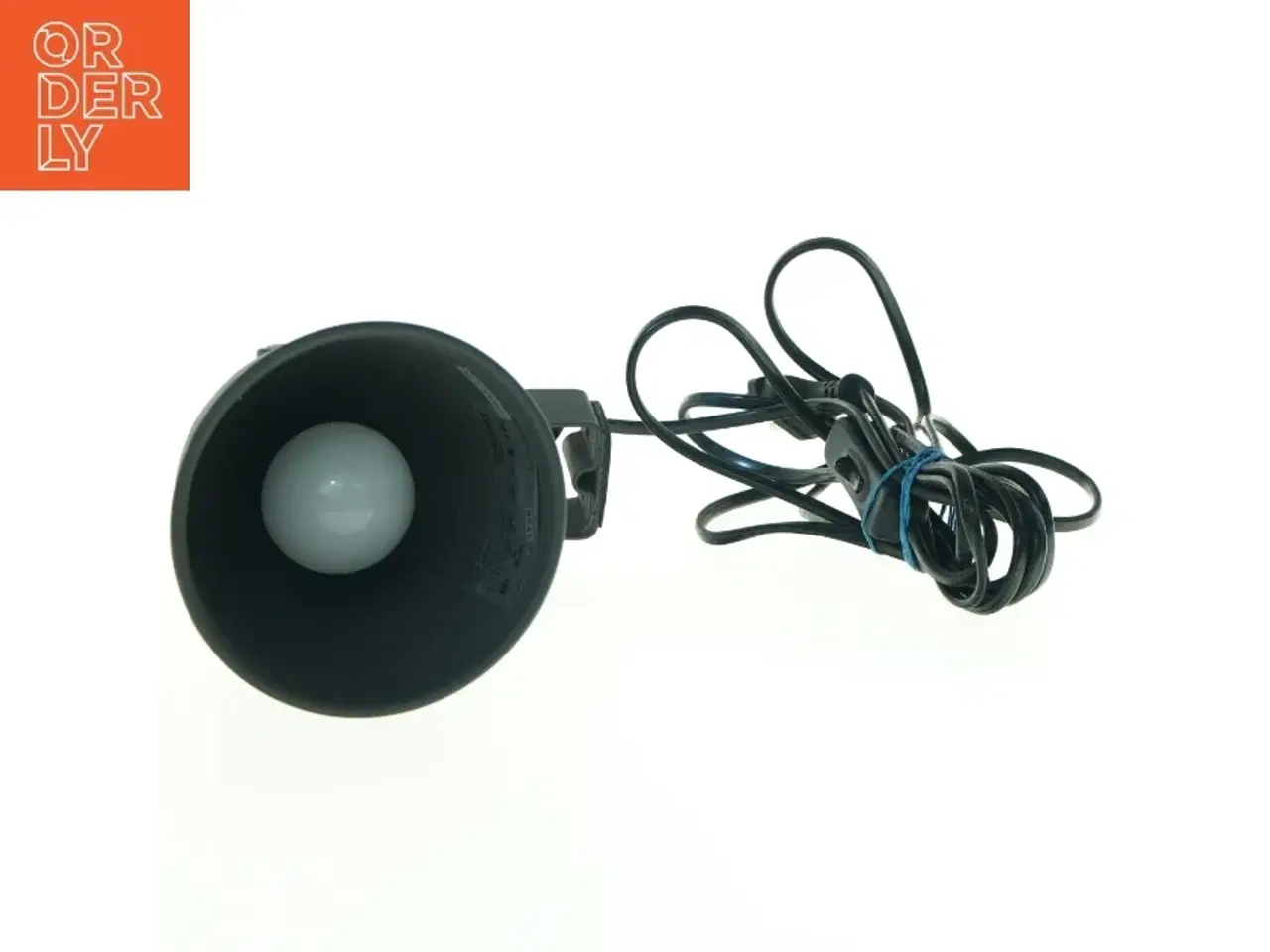 Billede 2 - Sort lampe til opsætning eller klip on fra Ikea (str. 16 x 11 cm)