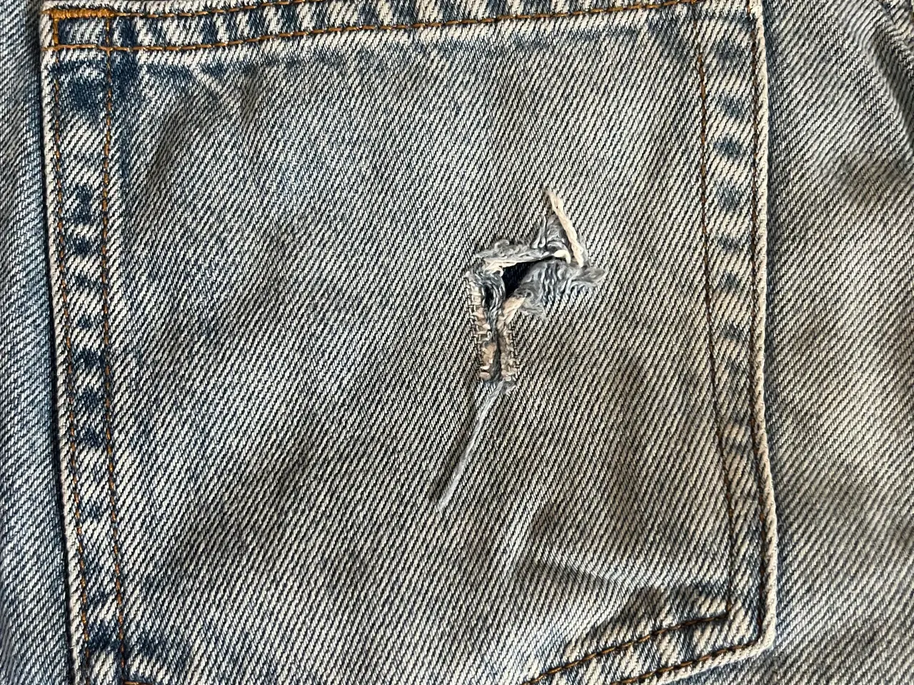Billede 4 - Cowboybukser fra H&M