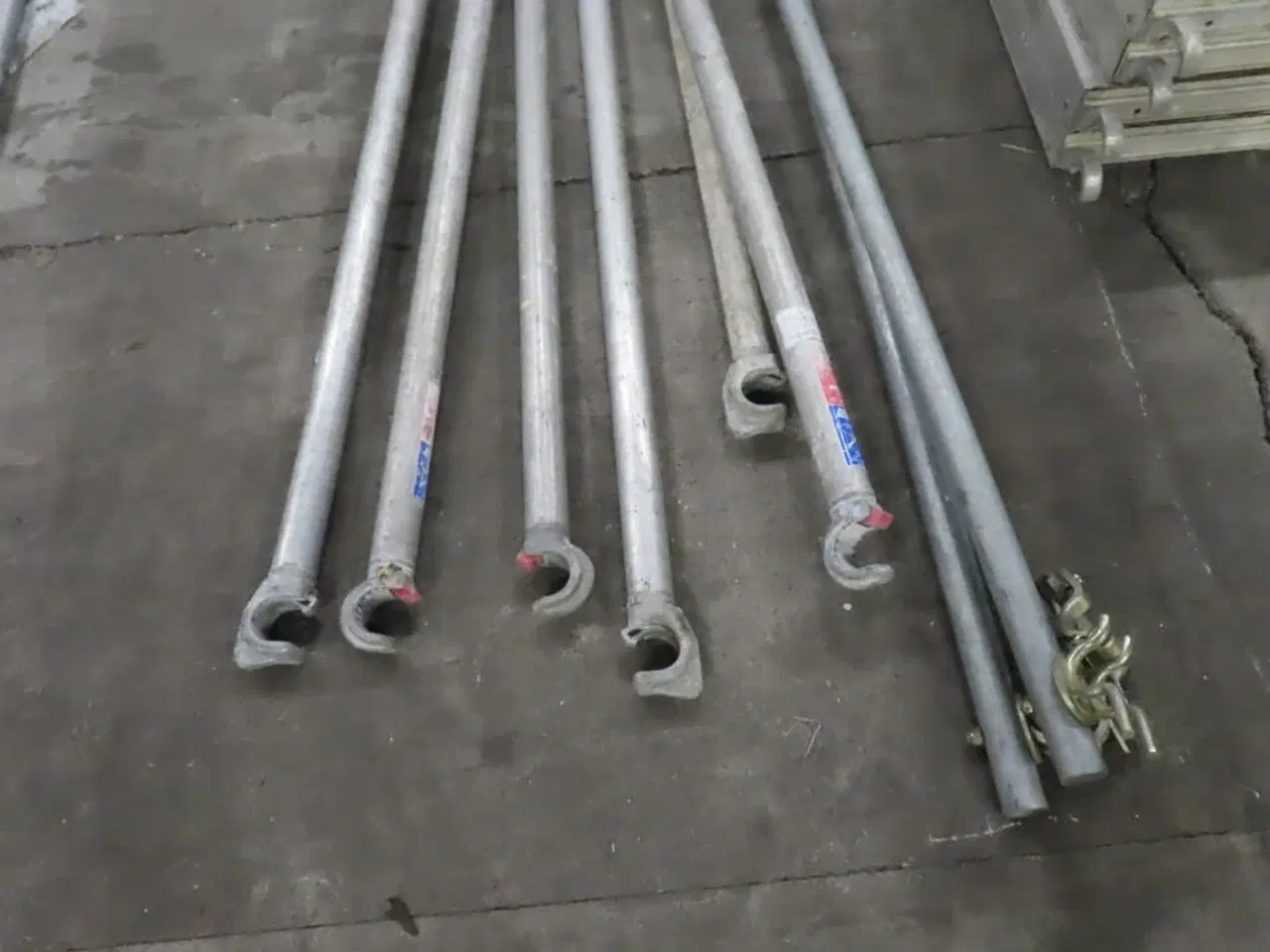 Billede 2 - Bukkestillads