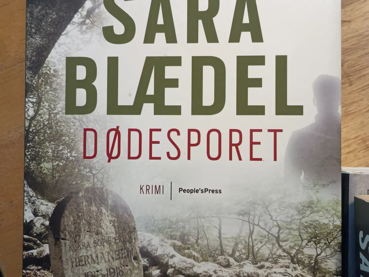 Billede 4 - Sara Blædel bøger. 