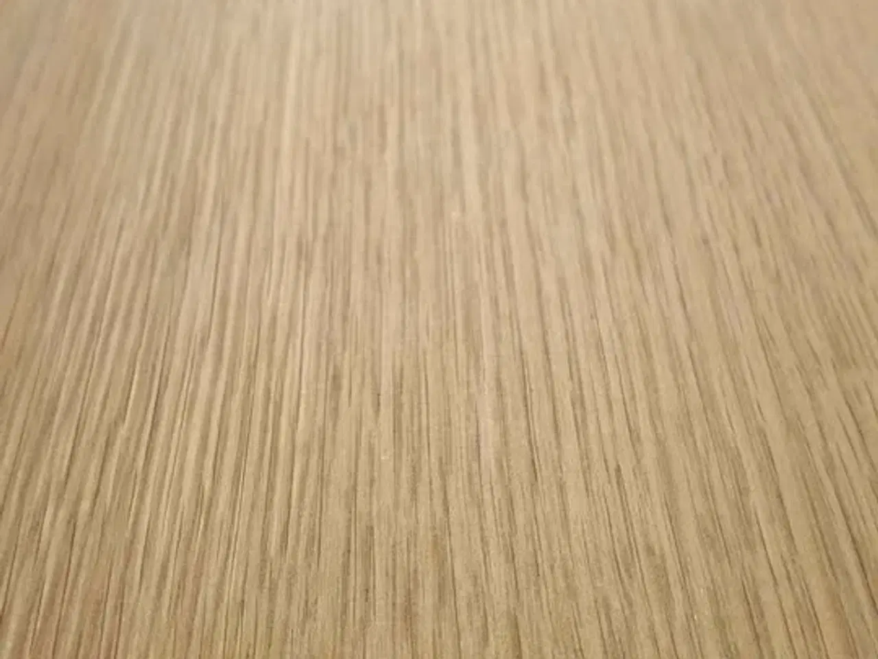 Billede 5 - Spisebord + bænk