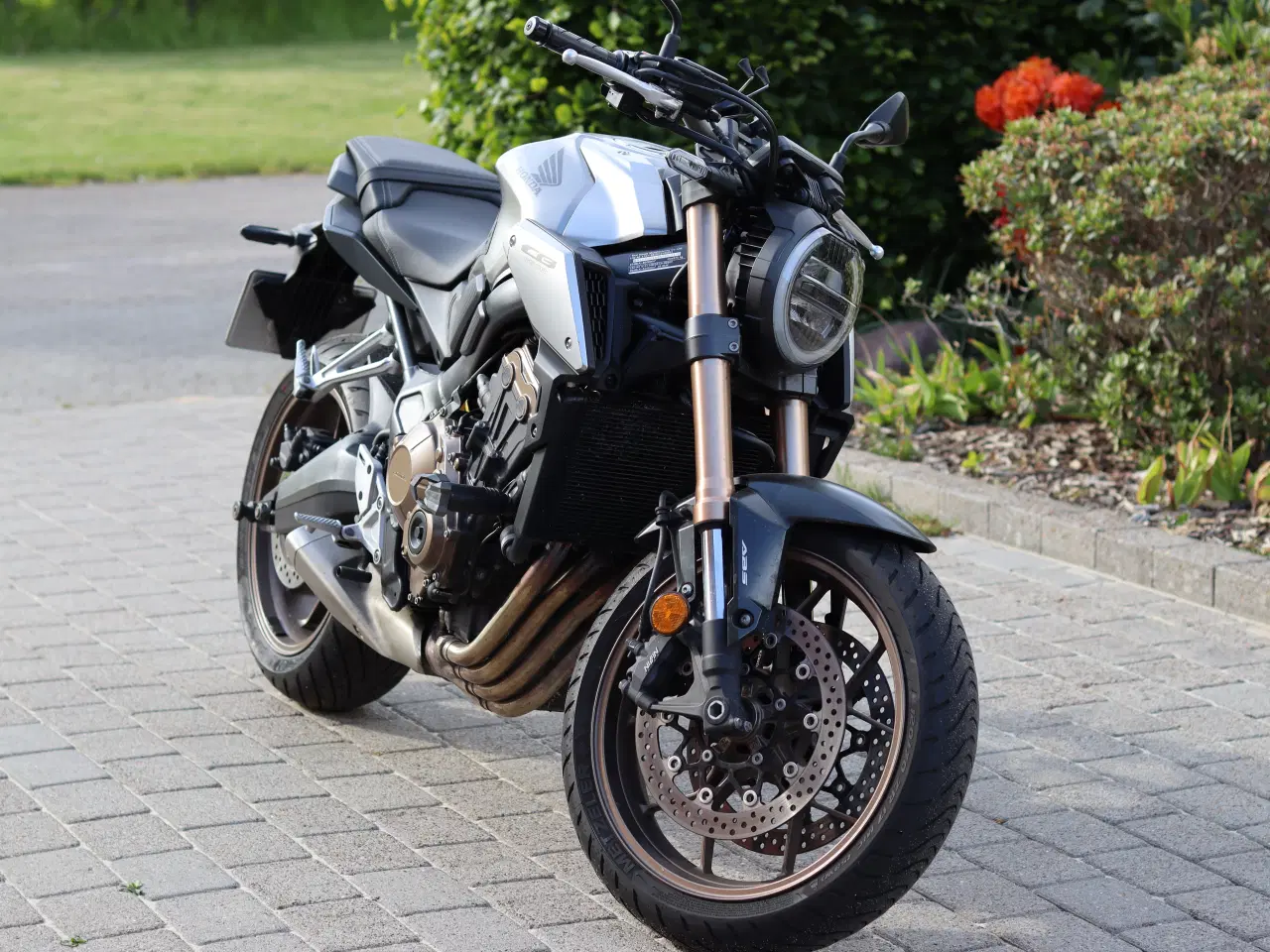 Billede 1 - Honda CB650R
