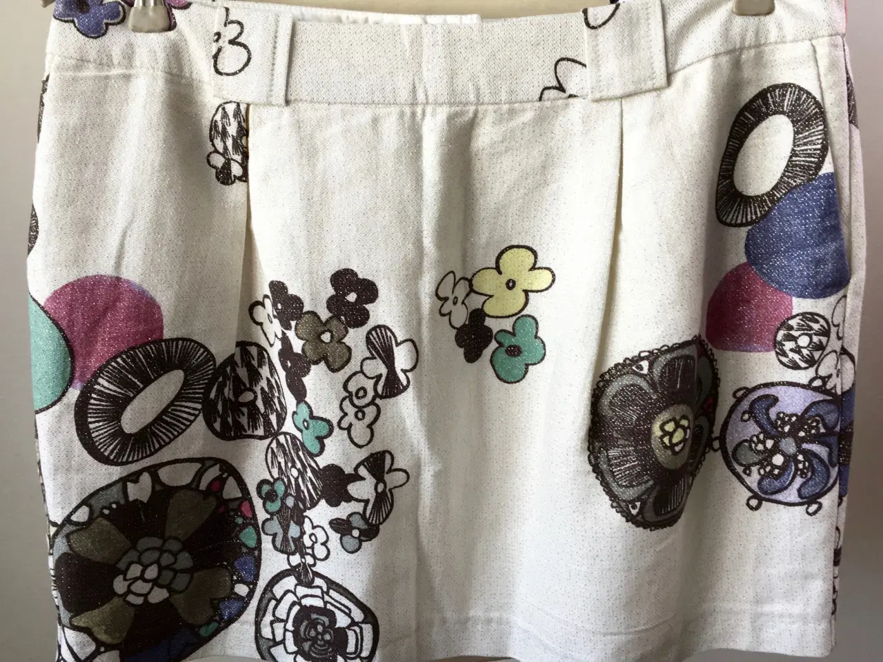 Billede 1 - See by Chloé, superflot nederdel, str 42