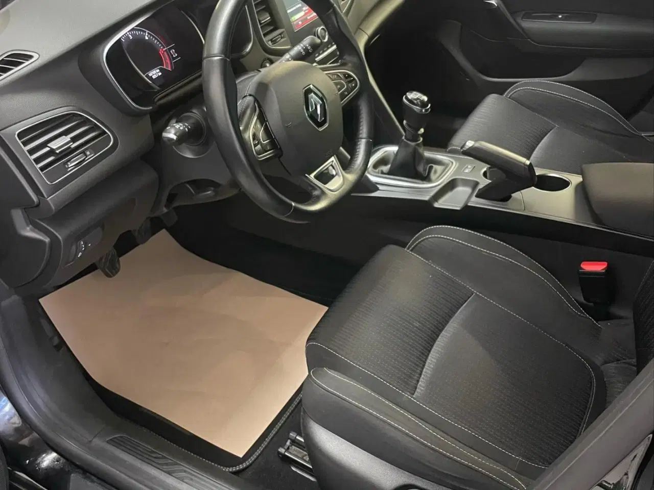 Billede 12 - Renault Megane IV 1,5 dCi 110 Zen Sport Tourer