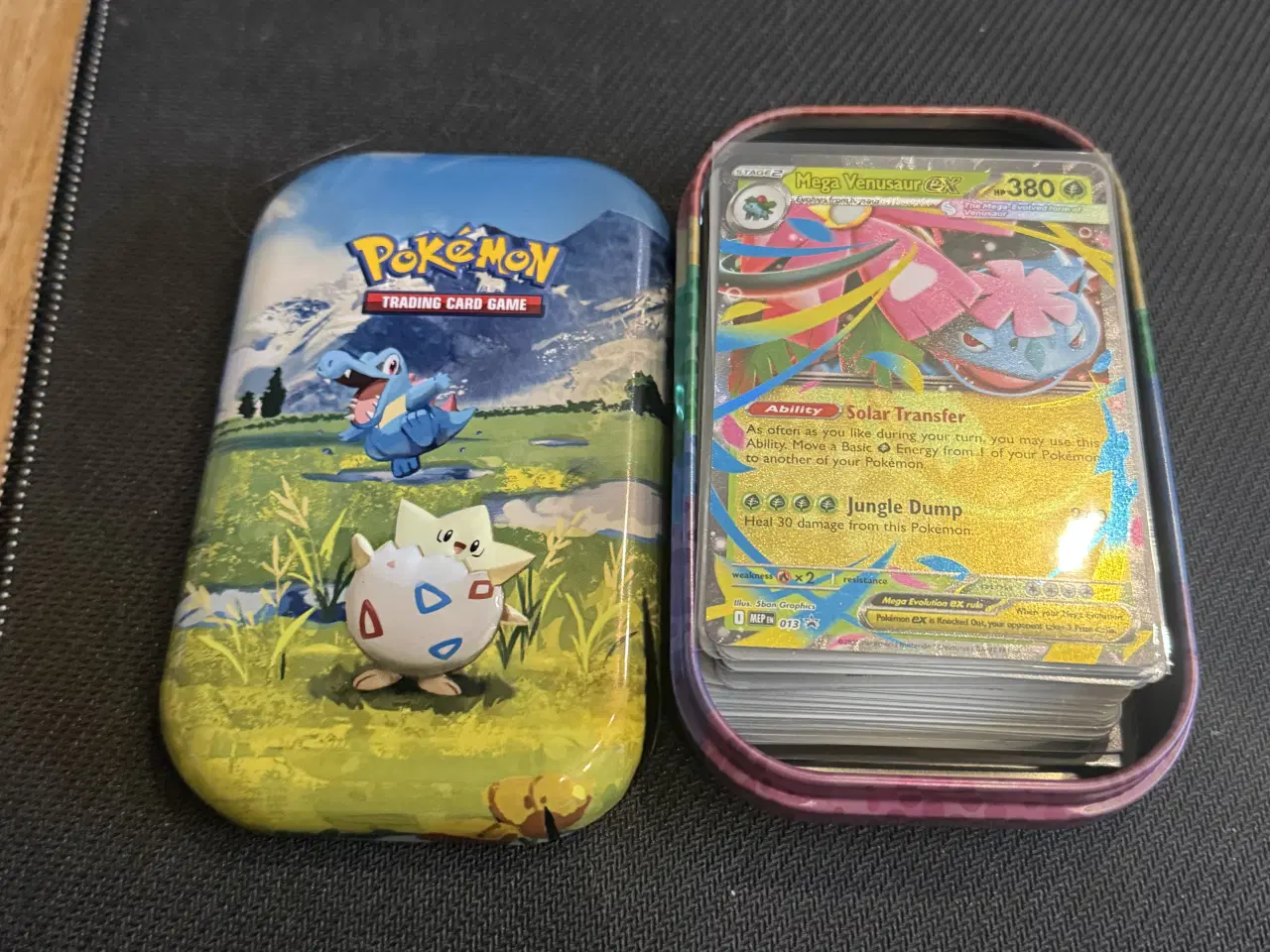 Billede 1 - Pokemon mystery tin Lille -  55 kort i alt 