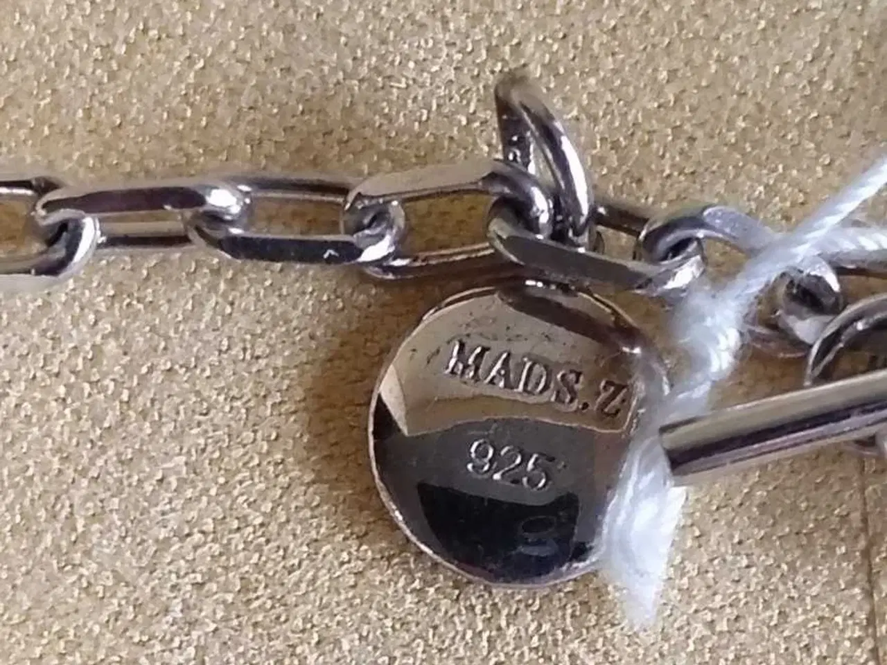 Billede 5 - 925 sterling sølv armbånd med charms fra Mads Z