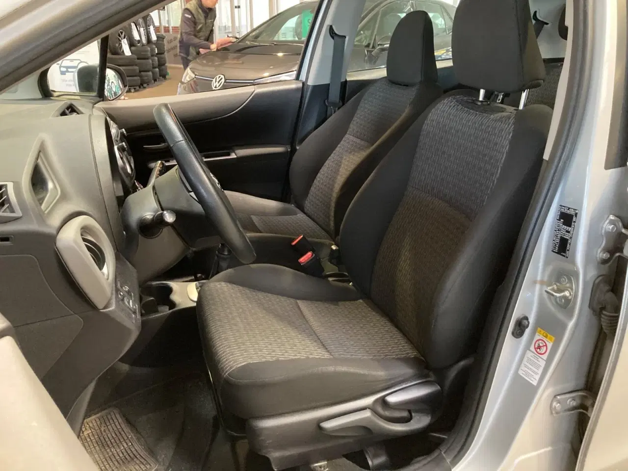 Billede 4 - Toyota Yaris 1,0 VVT-i T2 Touch