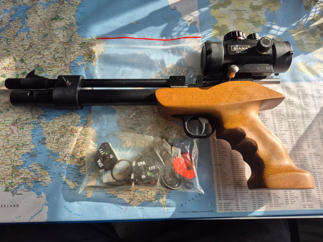 Billede 1 - Snowpeak pcp luftpistol med meget tilbehør.