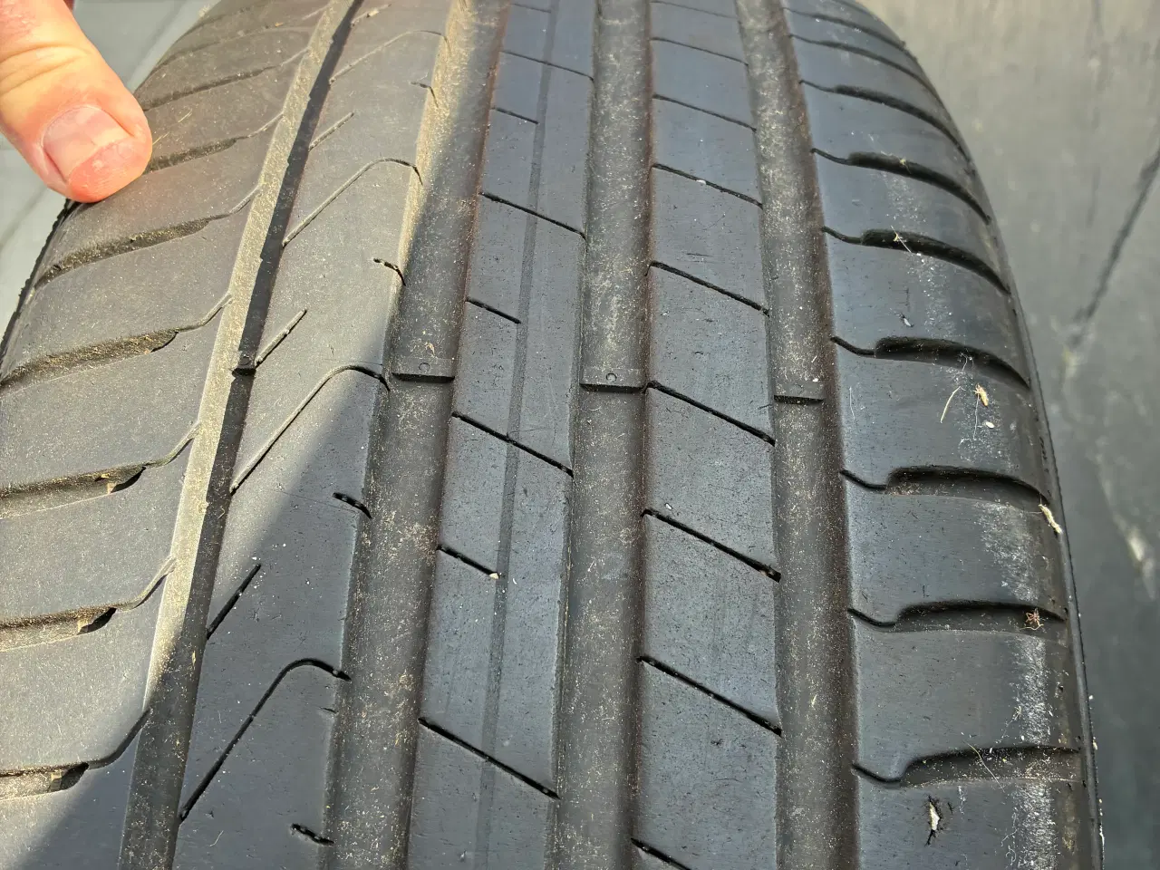 Billede 7 - Pirelli dæk 2stk 245/40-18 2stk 225/45-18