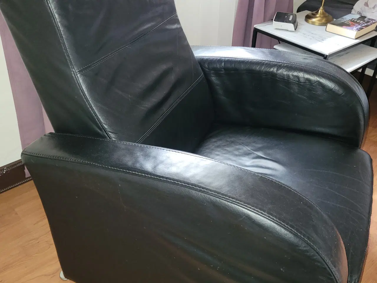 Billede 2 - Behagelig sort læder tvstol