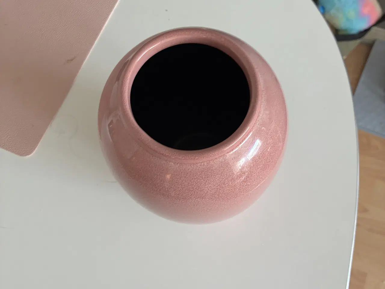 Billede 1 - Rosa vase Bitz 