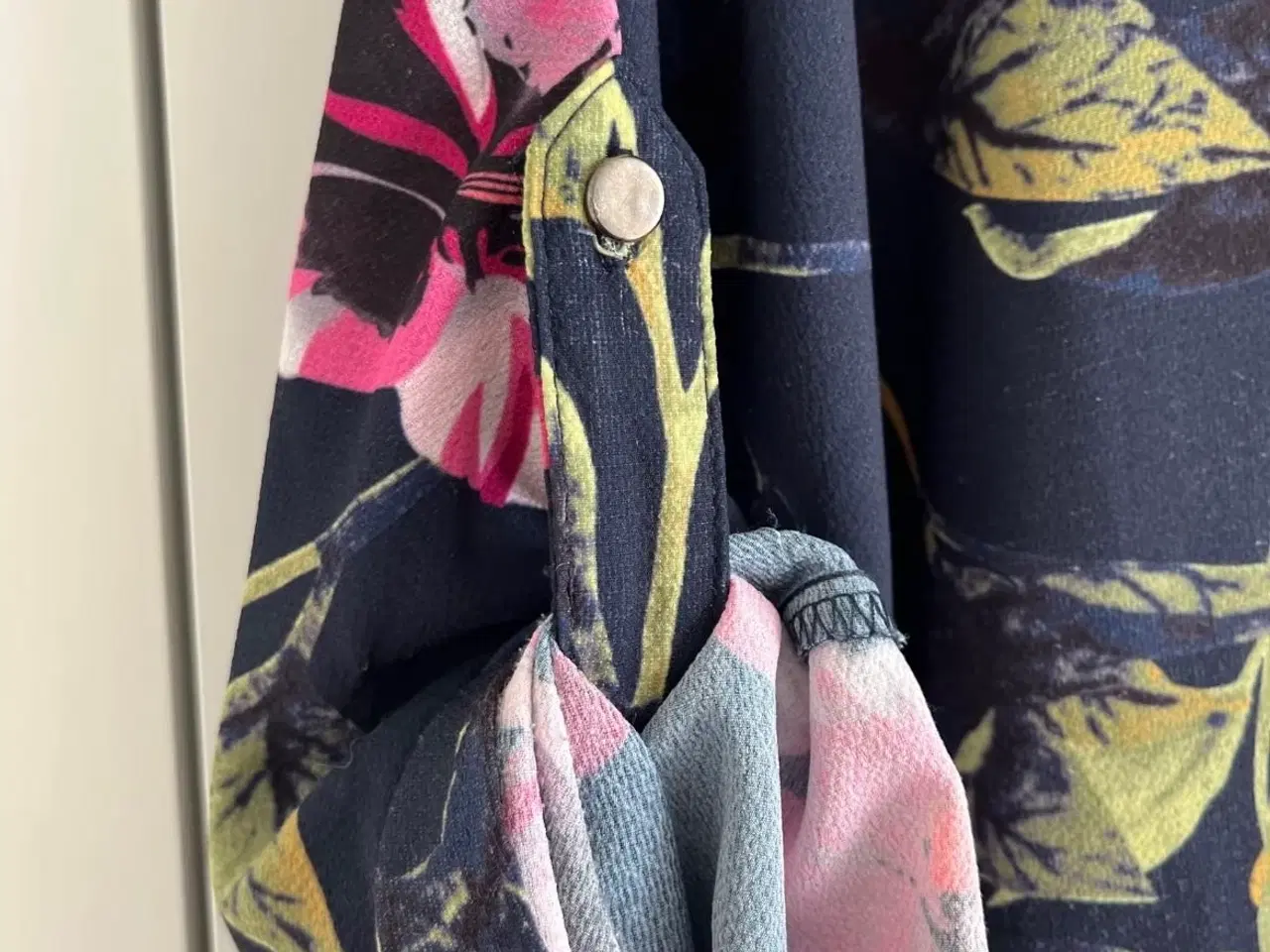 Billede 5 - Blomstret Zhenzi tunika