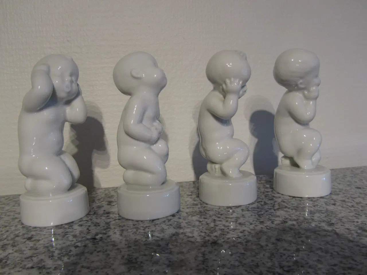 Billede 2 - 4 stk B&G baby porcelænsfigurer