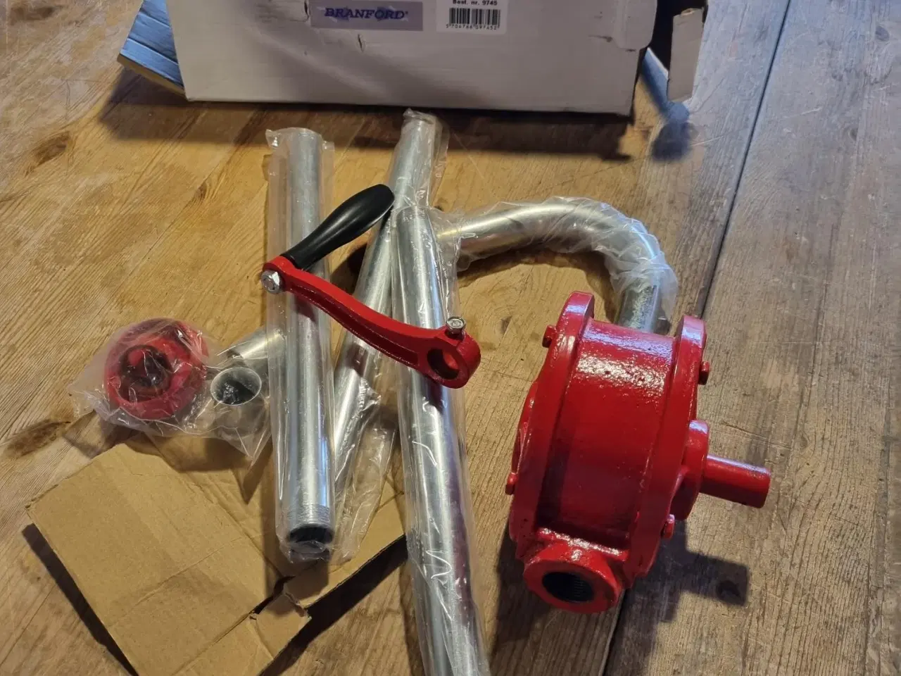 Billede 1 - Oliepumpe, helt ny, manuel inkl forsendelse