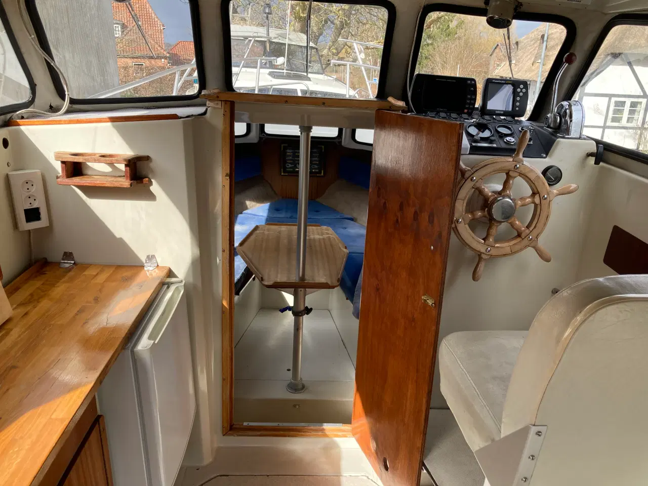 Billede 3 - Sejlklar Saga 24 - ferskvandskølet motor