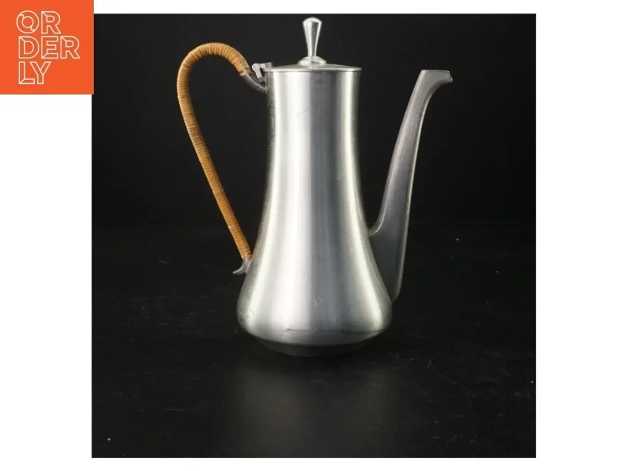 Billede 1 - Støbt kande i tin med træhåndtag (str. 20 cm)