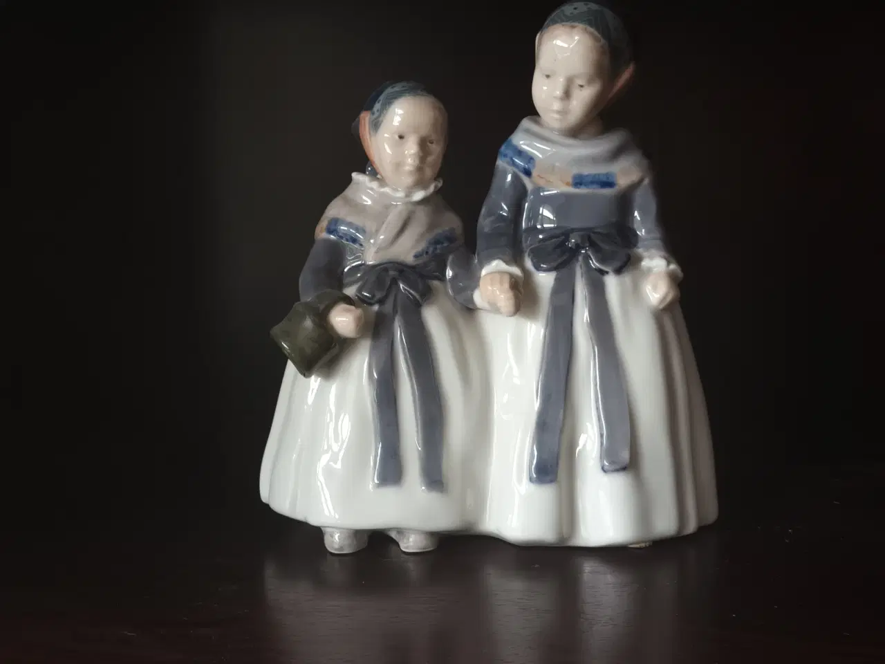 Billede 2 - Amagerpiger på shopping