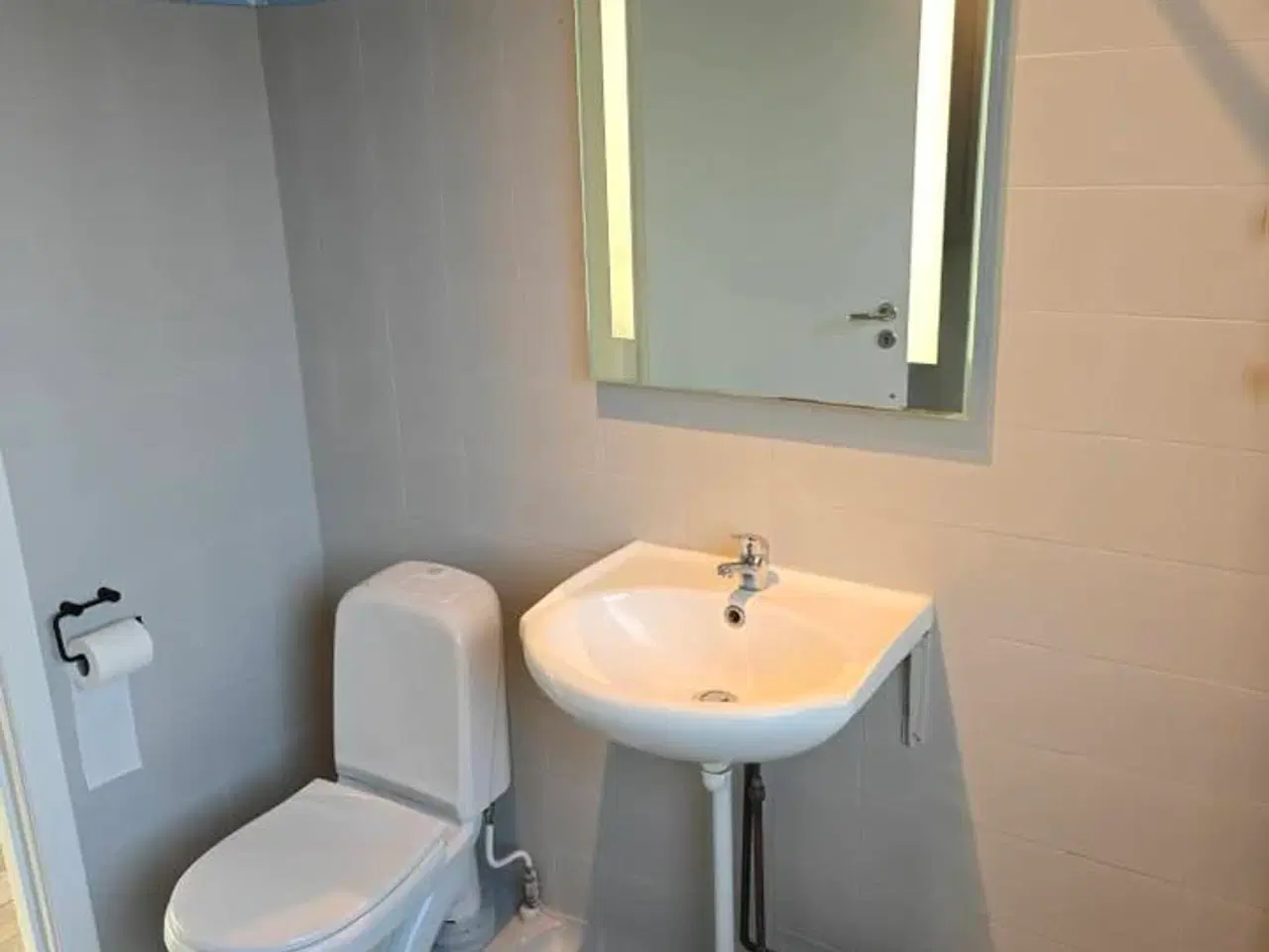 Billede 8 - Lys og rummelig andelsbolig med have (BUD MODTAGES