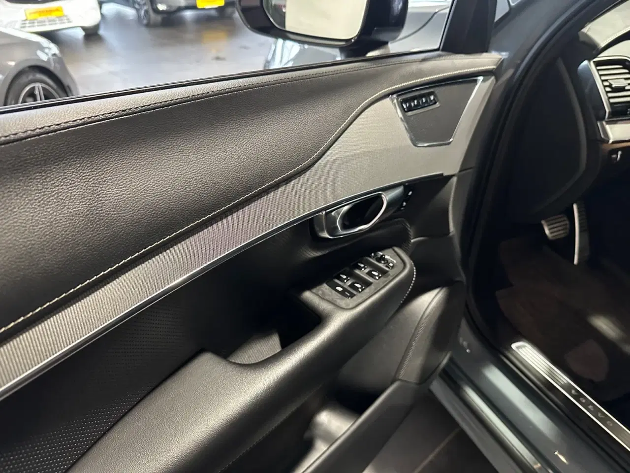 Billede 6 - Volvo XC90 2,0 B5 235 R-Design aut. AWD Van